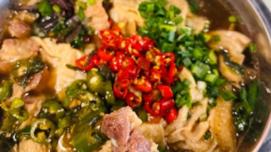 炳记牛味粉店(四坊路店)