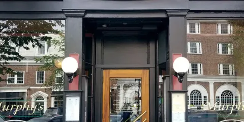 Murphy's On The Green