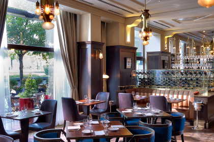 KOLLAZS - Brasserie & Bar