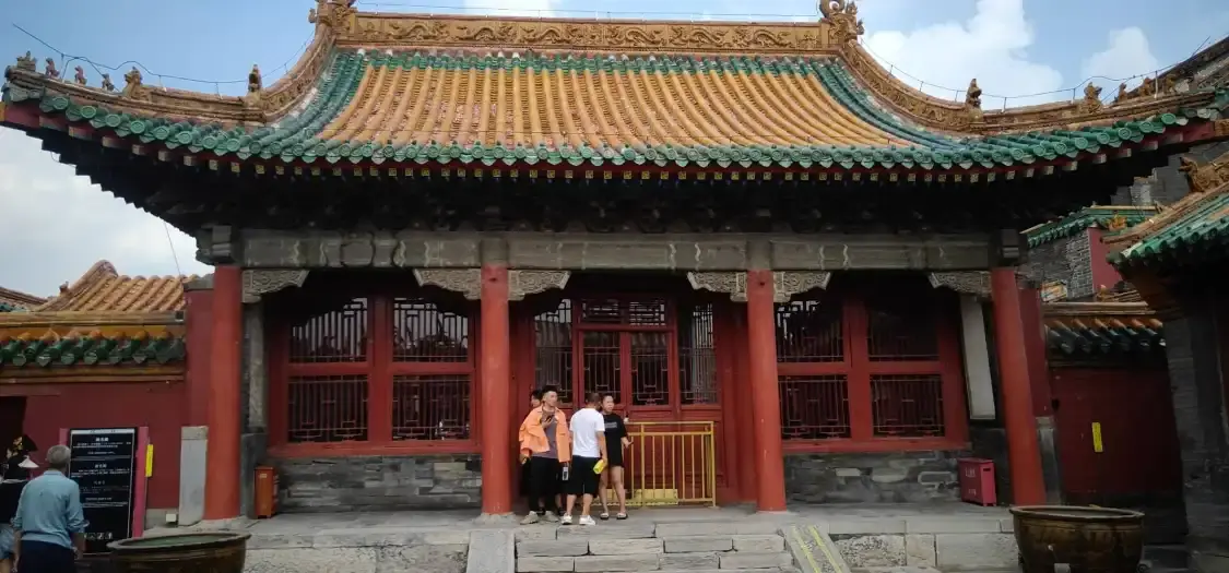 Hotels near Diguang Palace