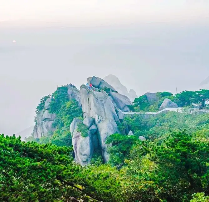 天柱山