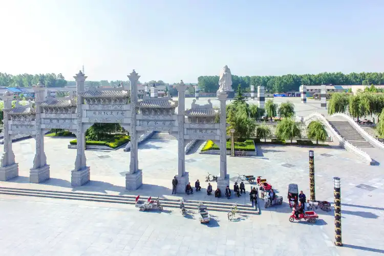 Hotels near Yingxi Palace
