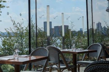 Scoff & Banter Canary Wharf