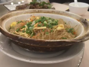河邊美食城