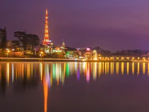 Xuan Huong Lake