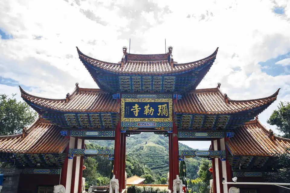 2_Jinping Mountain Scenic Area-Mile Temple