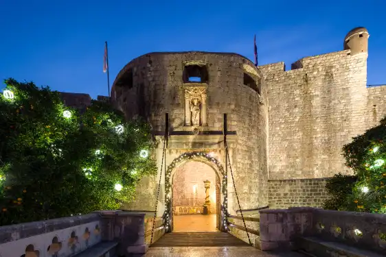 Hotels near Pile Gate