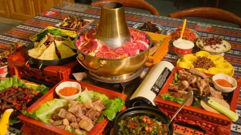 卡万金特色藏餐 in 주자이거우