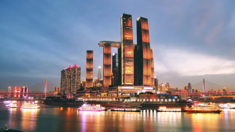 1_Chaotianmen Square