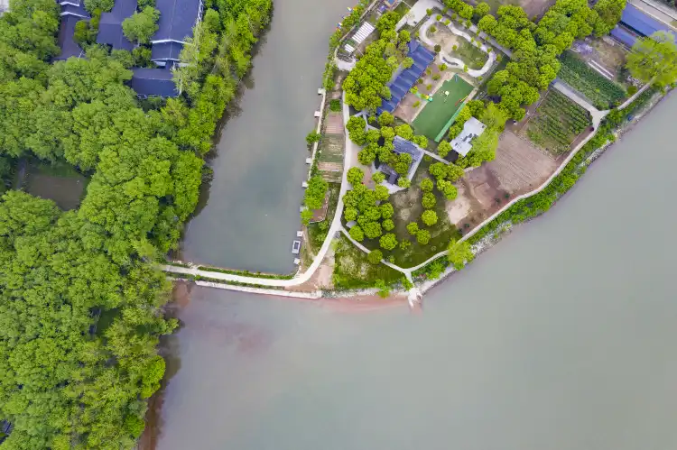 Hotels near Xinsha Island Tourist Resort