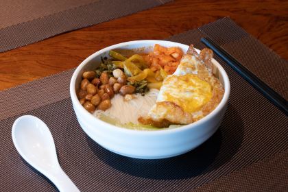 Wanyiqingqing Hotel · Hanlin Restaurant