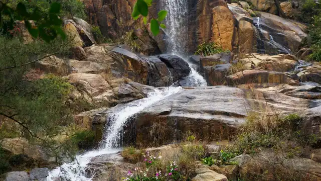 Hotels near Xiangsi Pubu