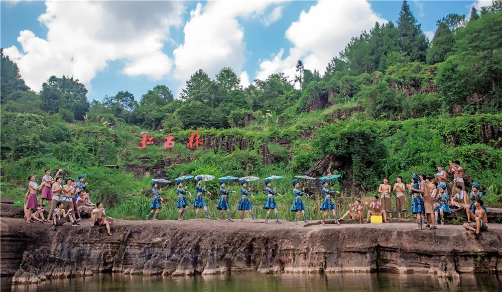 3_Red Stone Forest National Geological Park