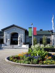 DuSable Black History Museum and Education Center