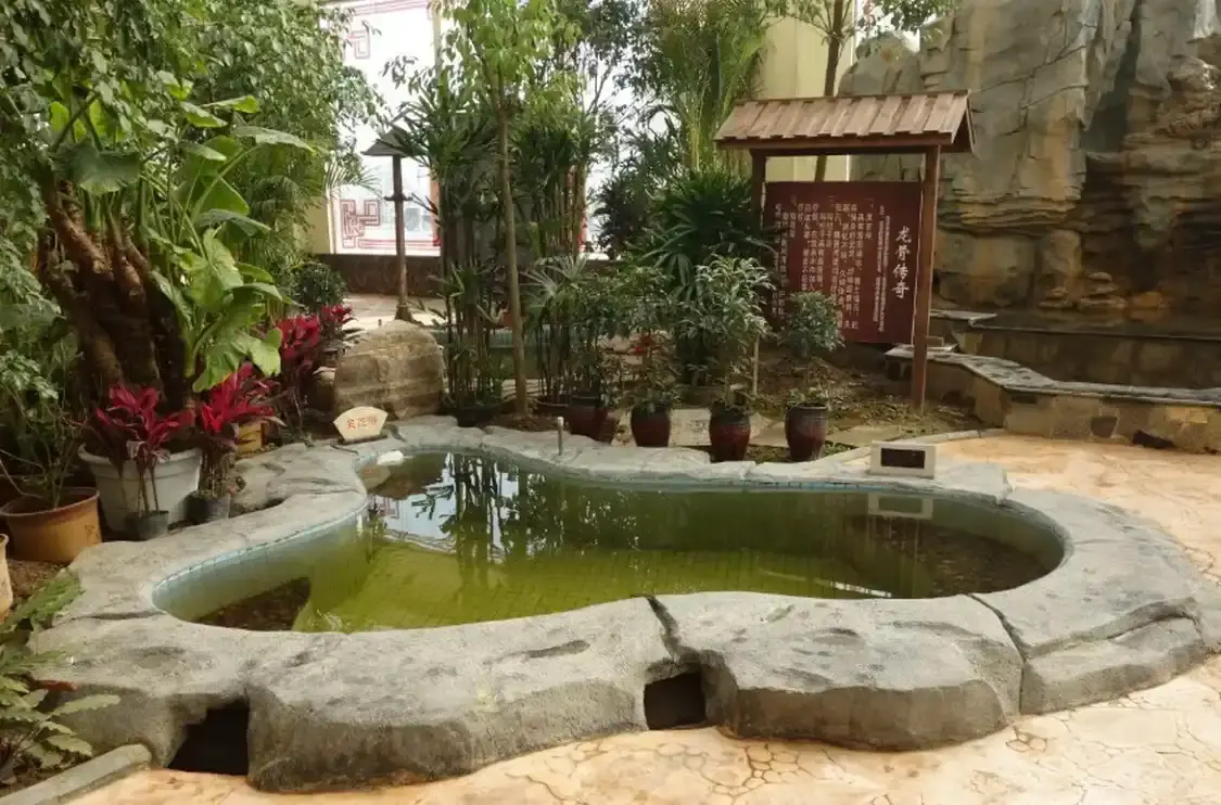 Hotels near Tianzhiyou Hot Spring Resort