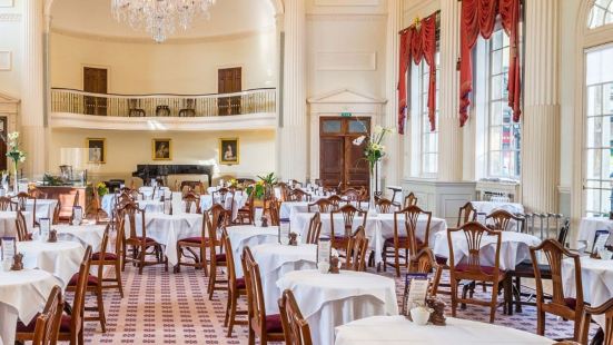 The Pump Room Restaurant