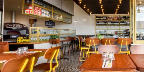 NO. 900 Pizzeria Vaudreuil