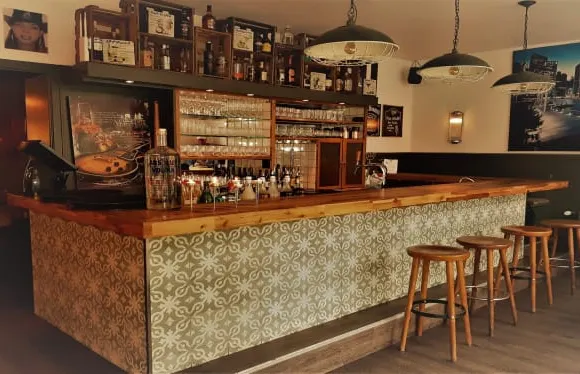 The BRONX BAR