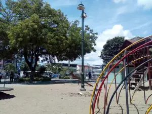 Parque Infantil Roberto Luis Cervantes