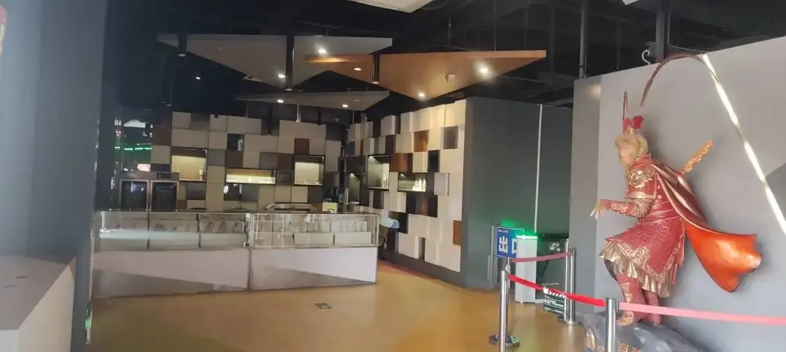 Hotels near Pinla Star Wax Museum