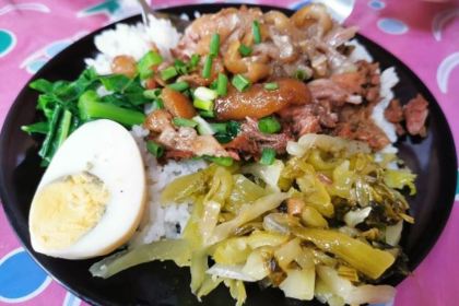 Sticky Rice with Mango Eatery (inside Rosthip)