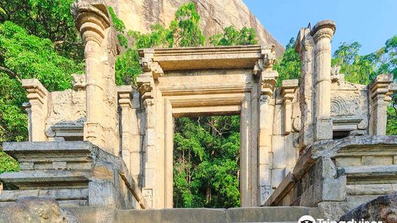 Yapahuwa Rock Fortress