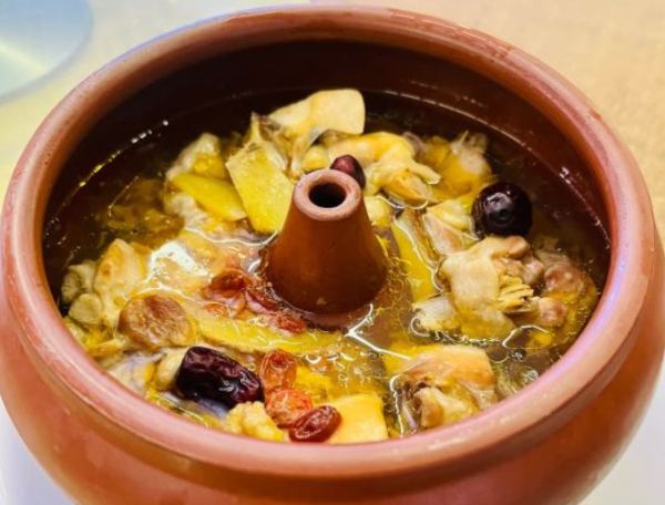 一品凉饭庄·建水人家分店