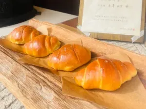 Jayeondo Sogeumppang (Salt Bread)