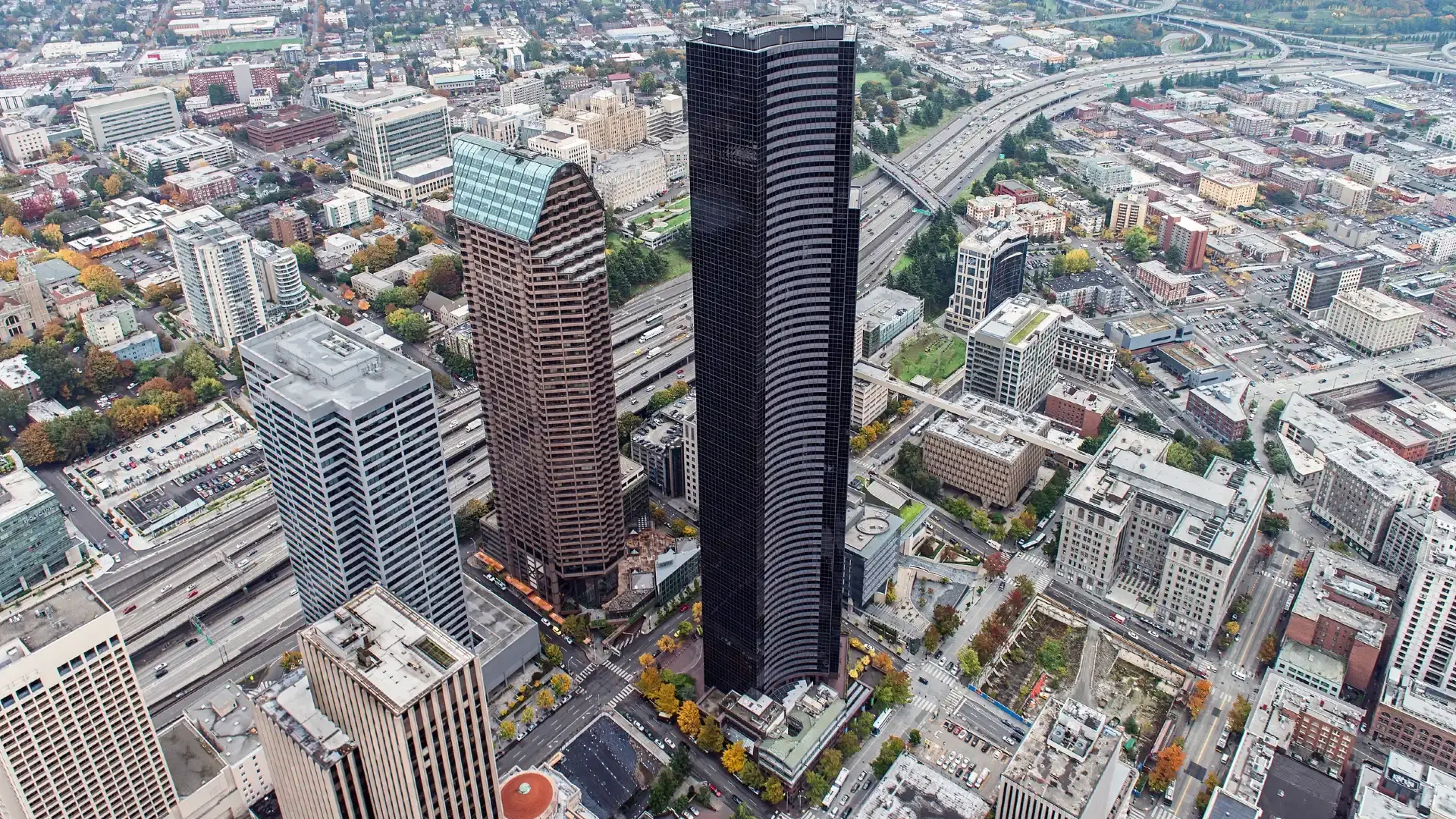Hotels near Columbia Center