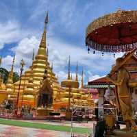 พักใจ ไปวัด 
