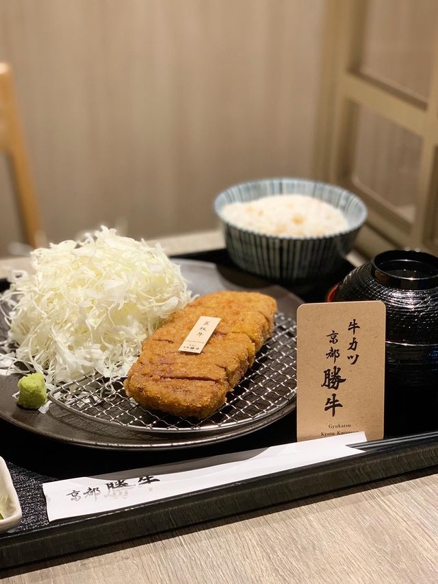 難怪咁多人去食