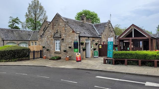 Edinburgh Caravan and Motorhome Club Campsite