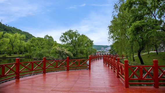 Huanglingxian