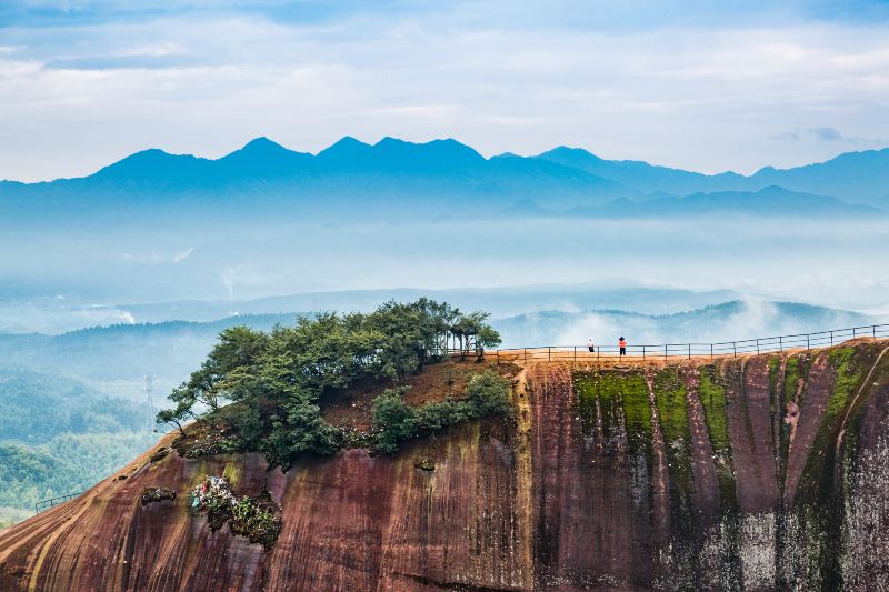 高椅嶺村