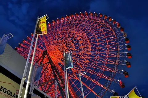 Hep Five Ferris wheel