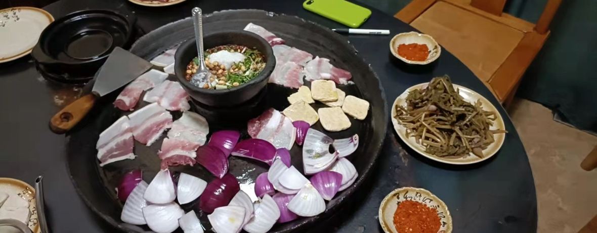 张老九卤烤小吃坊