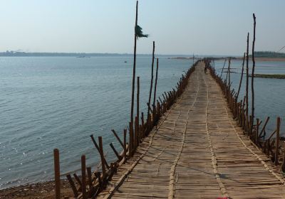 Ko Paen Bamboo Bridge