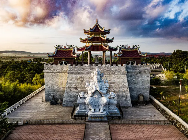 500 Lohan Temple
