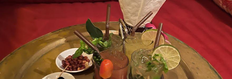 ASANA OLD WOODEN HOUSE Cocktail Bar