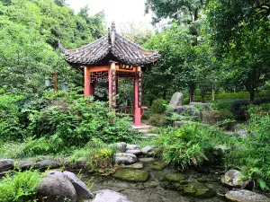 Fanghu Park