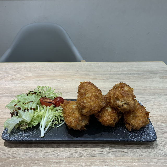 新開隱世高質cafe 新開隱世高質cafe