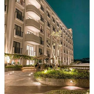 Mason Pine Hotel
