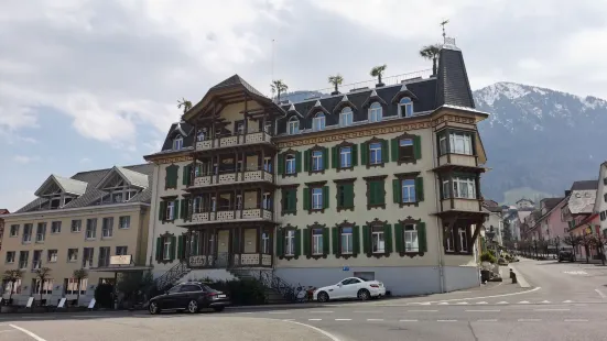 Krone Buochs - Hotel & Restaurant