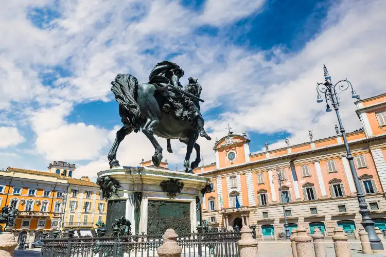 Hotels near Piazza Cavalli