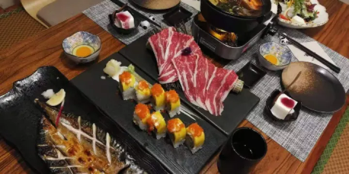 Chaki Chaki Japanese Restaurant & Bar