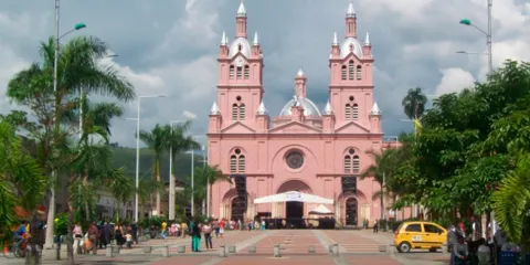 Basilica de Nuestro Senor de Los Milagros de Buga