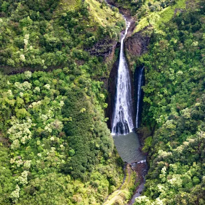 tiket pesawat ke Kailua-Kona Tarom