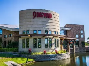 Stonewood Grill & Tavern