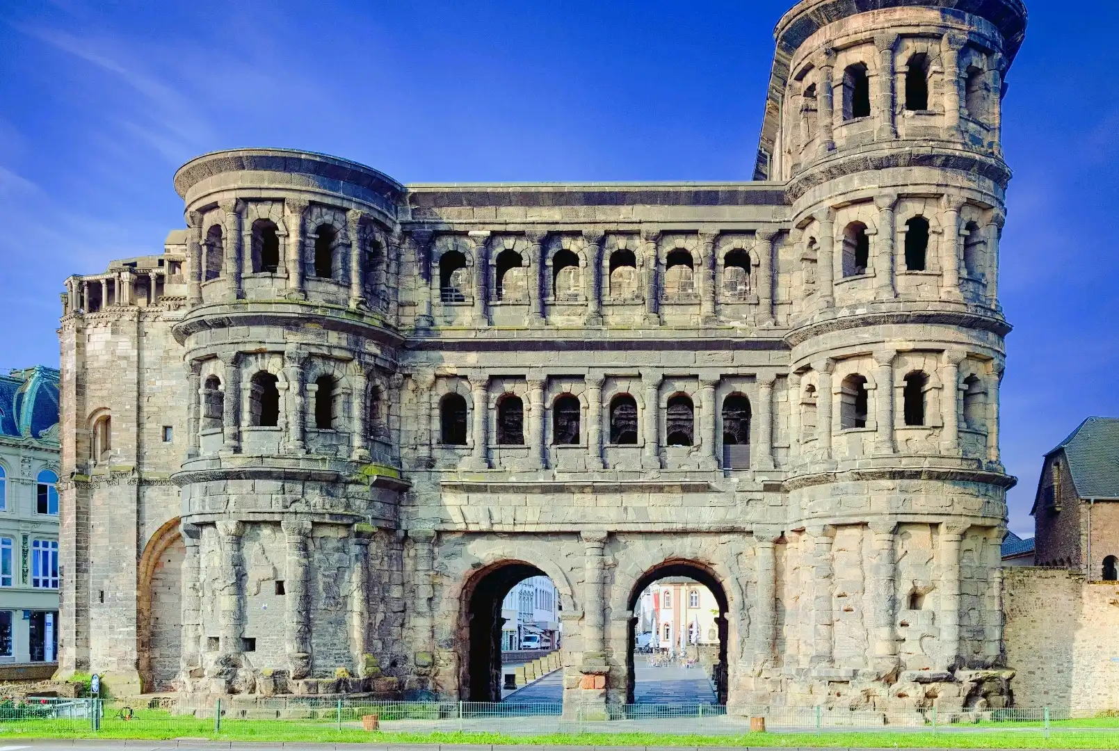 Hotels near Porta Nigra