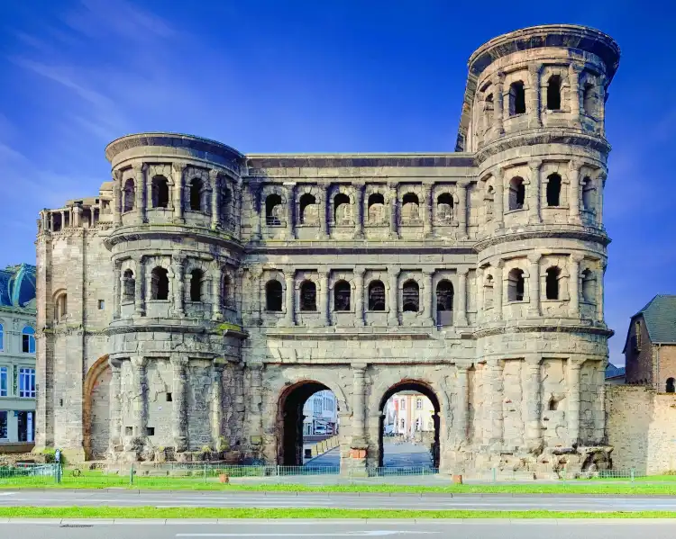 Các khách sạn gần Porta Nigra